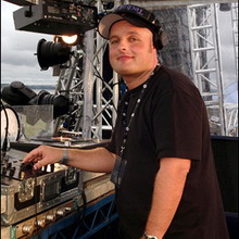 Dave Pearce �������� BBC Radio