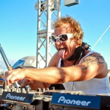 SERGEEV (Megapolis FM / FreeSound)